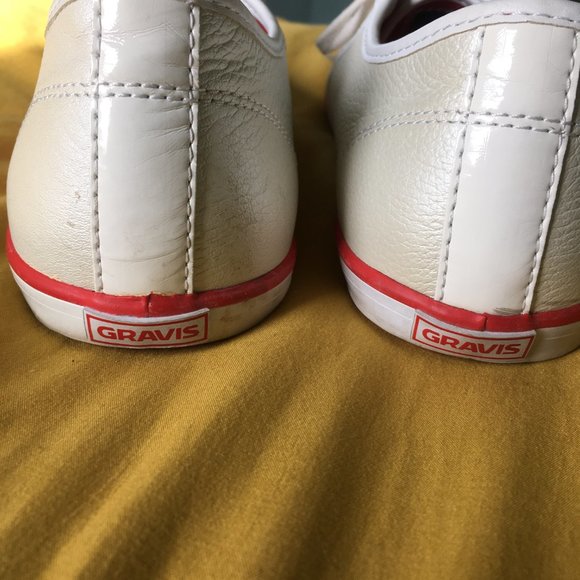 Gravis Sylmz LX 9.5 White with Red Bottoms - Picture 7 of 8